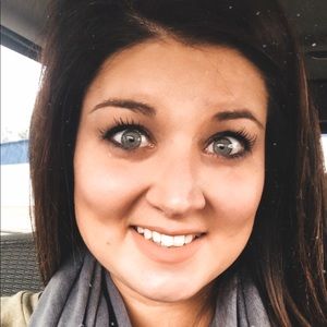 Meet your Posher, Annie